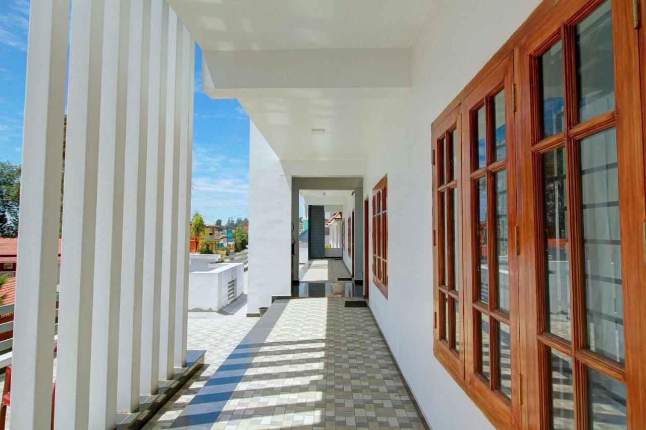 Pine Hill Suites Ooty Exteriör bild