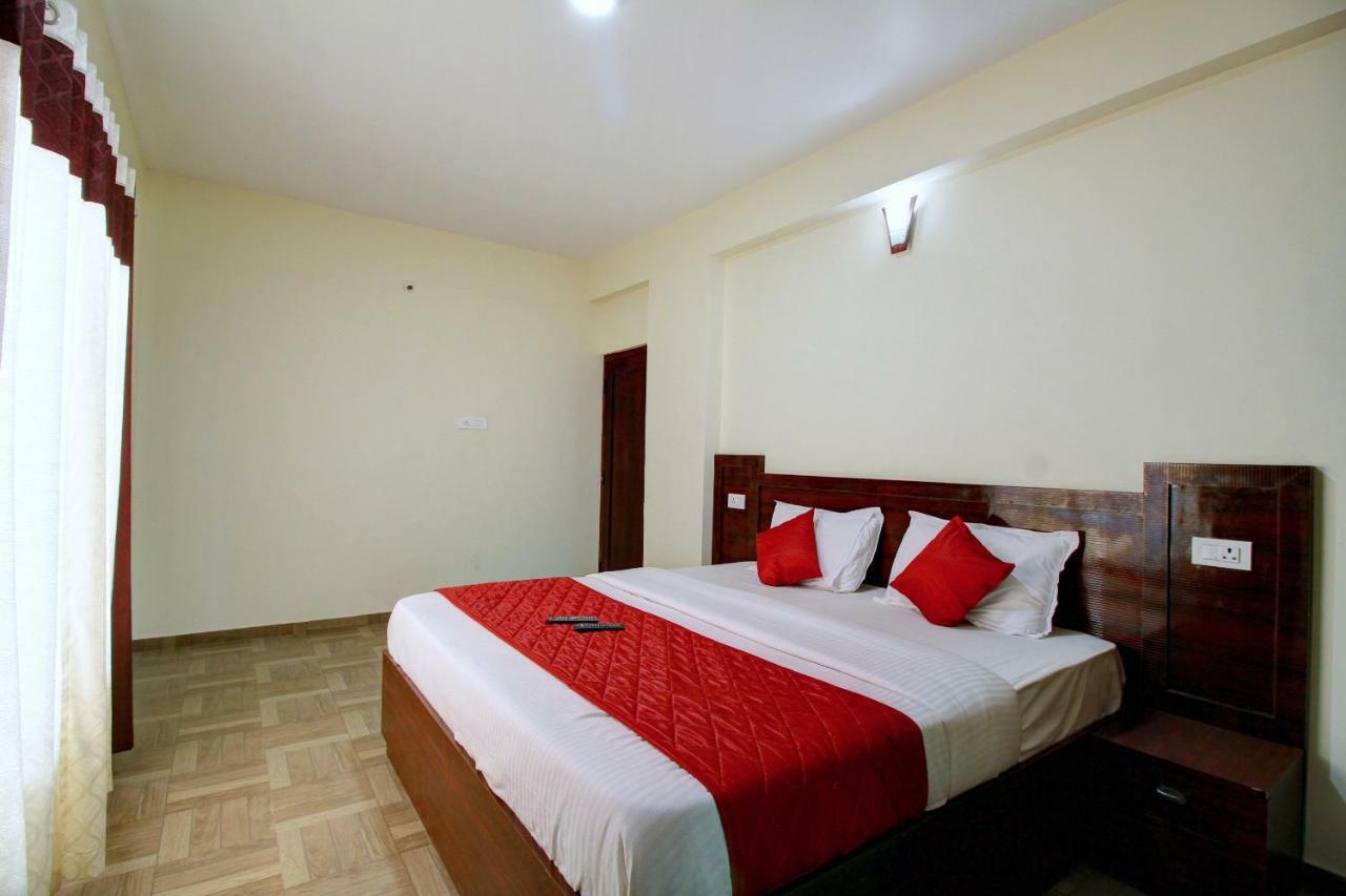 Pine Hill Suites Ooty Exteriör bild